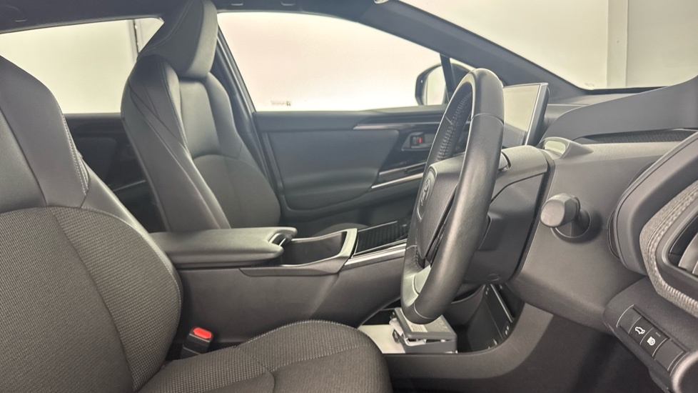 Toyota bZ4X 160Kw Vision 71.4Kwh Awd Silver #12
