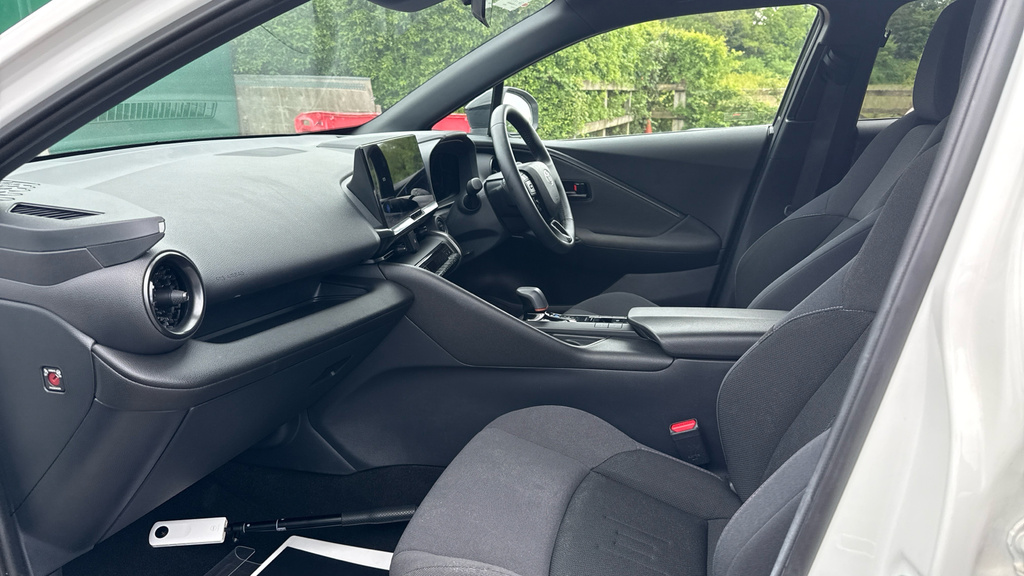 Toyota C-Hr 2.0 Vvt 13.6Kwh Design Cvt Euro 6 Ss White #5