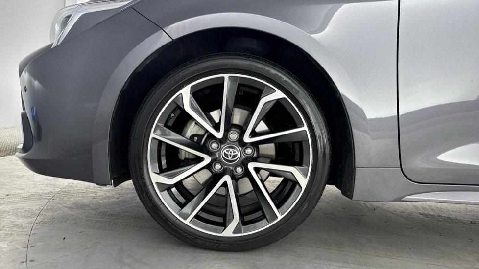 Toyota Corolla 1.8 Vvt-i Hybrid Design #25