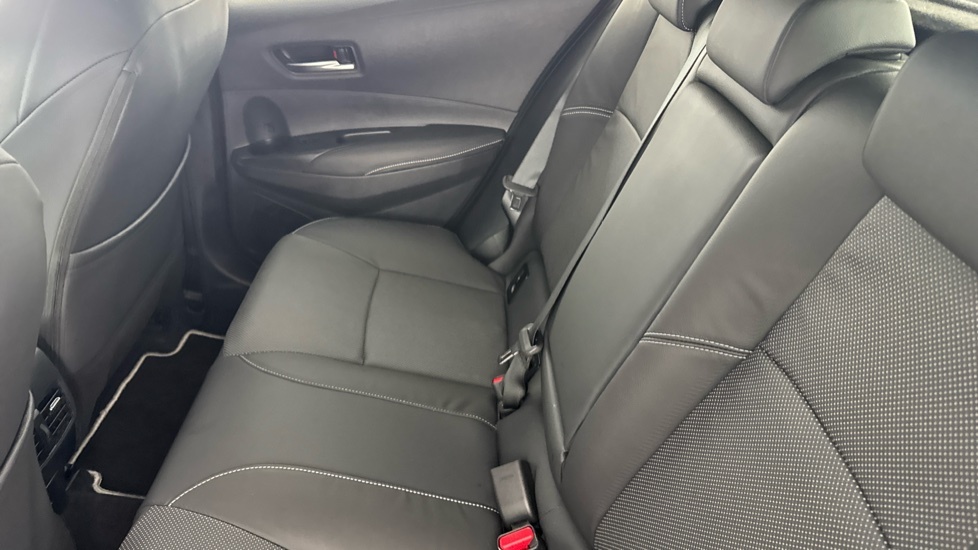 Toyota Corolla 1.8 Vvt-i Hybrid Design #15