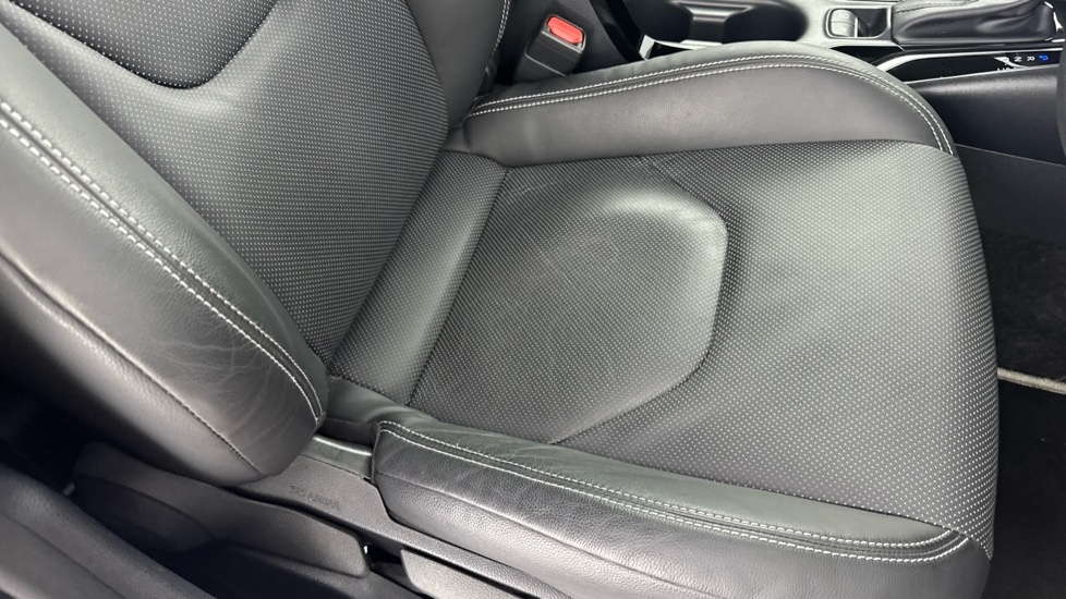 Toyota Corolla 1.8 Vvt-i Hybrid Design #17