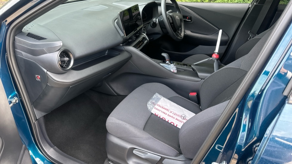 Toyota C-Hr 1.8 Vvt-h Design Cvt Euro 6 Ss Blue #5