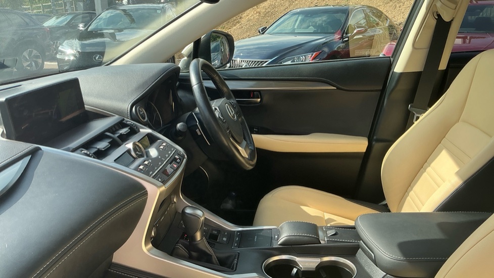 Lexus NX 2.5 300H Gpf Premium Suv Hybrid E-cvt 4 Silver #6