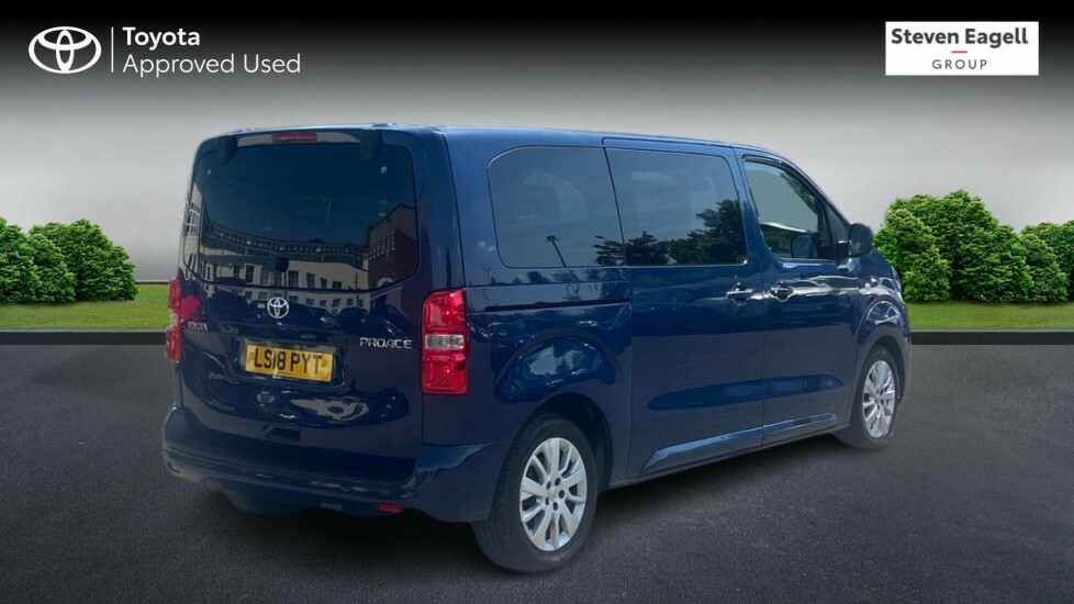 Toyota Proace Verso 2.0D Family Medium Mpv Mwb Euro 6 Ss Blue #2