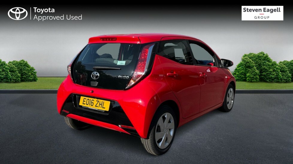 Toyota Aygo 1.0 Vvt-i X-play Euro 5 Euro 5 Red #2