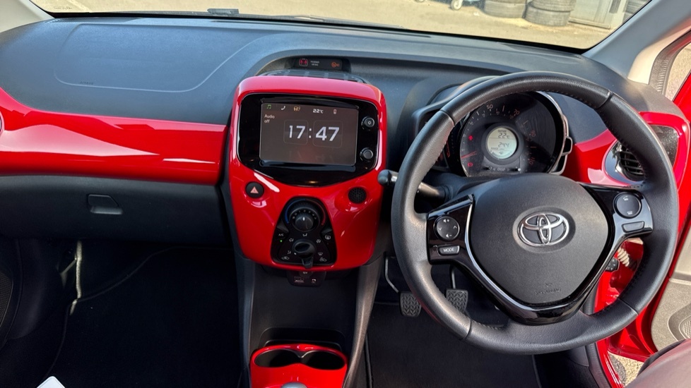 Toyota Aygo 1.0 Vvt-i X-play Euro 5 Euro 5 Red #6