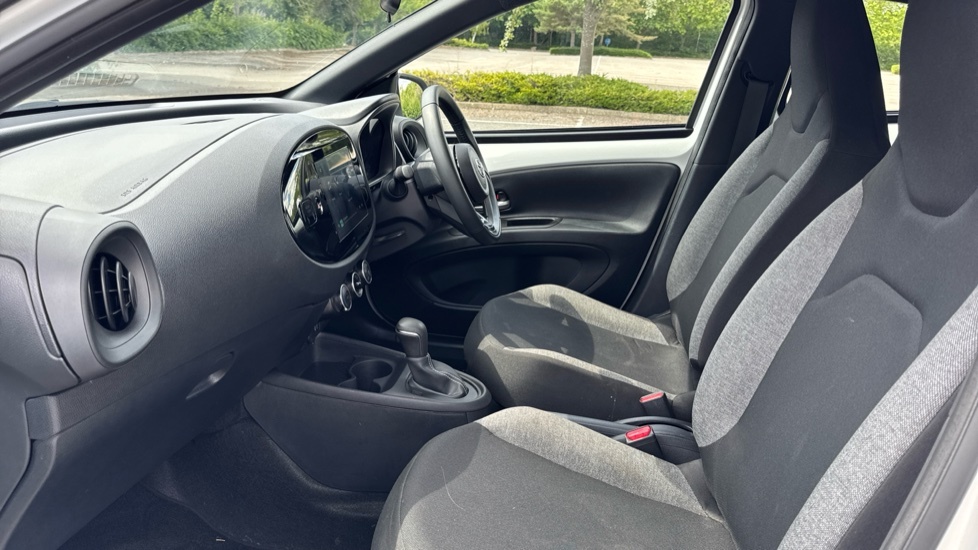 Toyota Aygo X 1.0 Vvt-i Pure X-shift Euro 6 Ss White #5