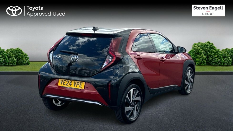 Toyota Aygo X 1.0 Vvt-i Exclusive Euro 6 Ss Red #2