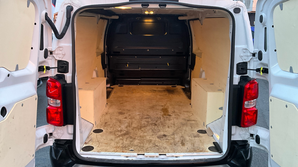 Toyota PROACE 100Kw Icon 50Kwh Van White #21