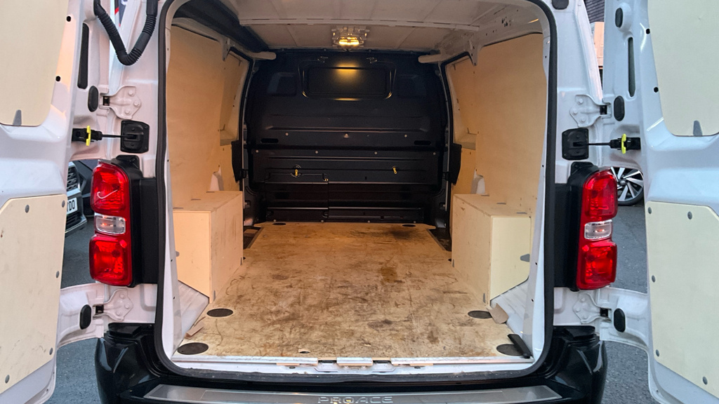 Toyota PROACE 100Kw Icon 50Kwh Van White #14
