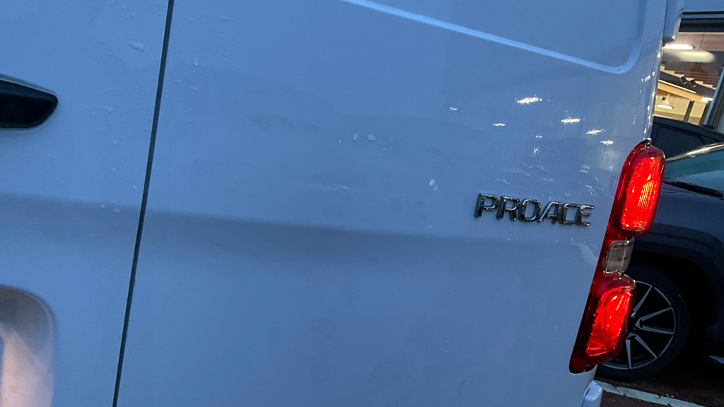 Toyota PROACE 100Kw Icon 50Kwh Van White #25
