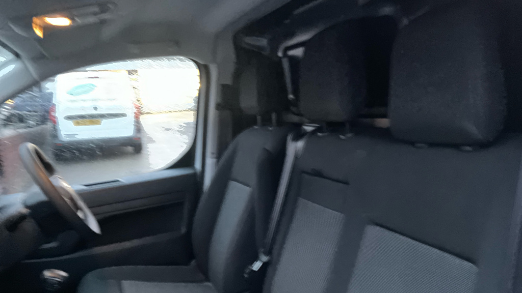 Toyota PROACE 100Kw Icon 50Kwh Van White #23