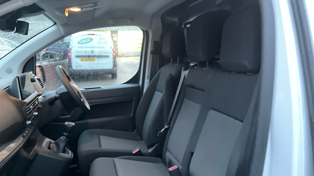Toyota PROACE 100Kw Icon 50Kwh Van White #24