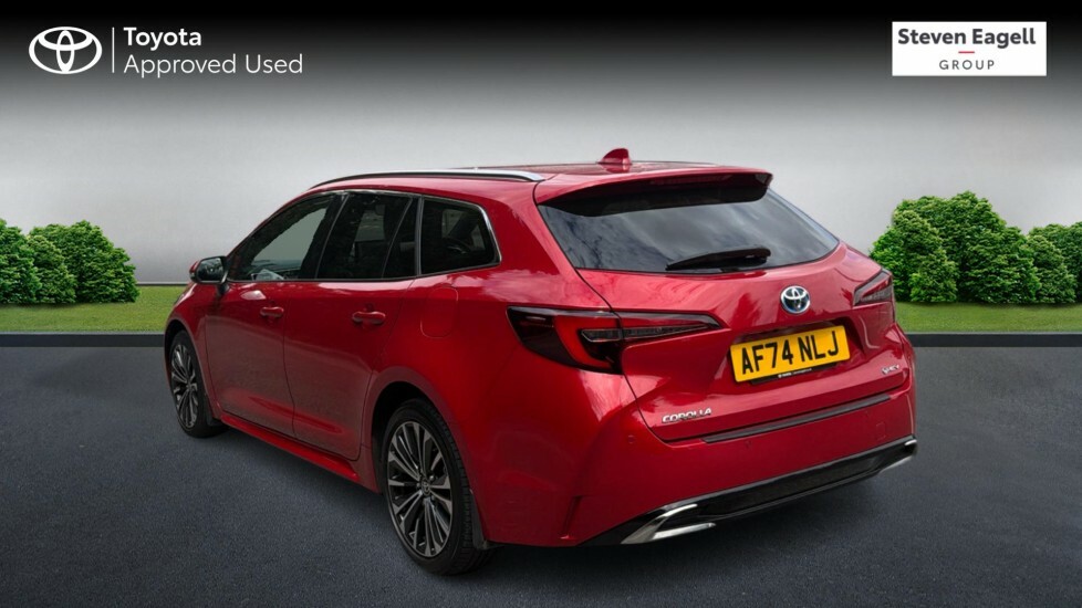 Toyota Corolla 1.8 Vvt-h Design Touring Sports Hybrid AF74NLJ Red #4