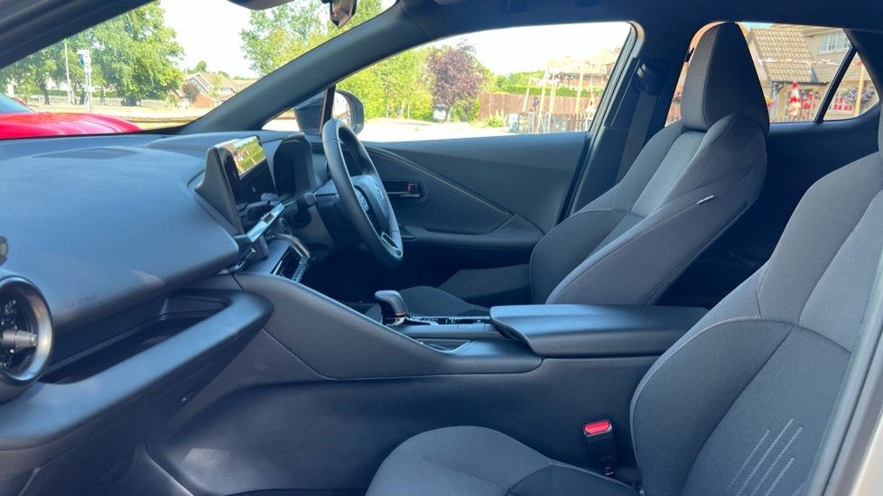 Toyota C-Hr 1.8 Vvt-h Design Suv Hybrid Cvt Euro 6 FD25TBO Silver #5