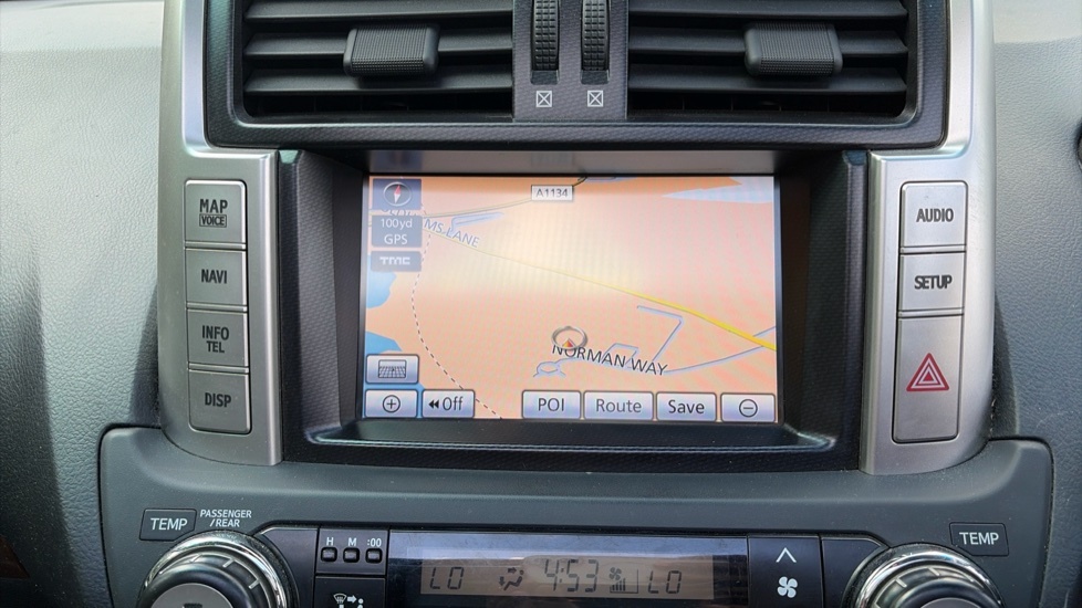 Toyota Land Cruiser 3L Lc5 White #9