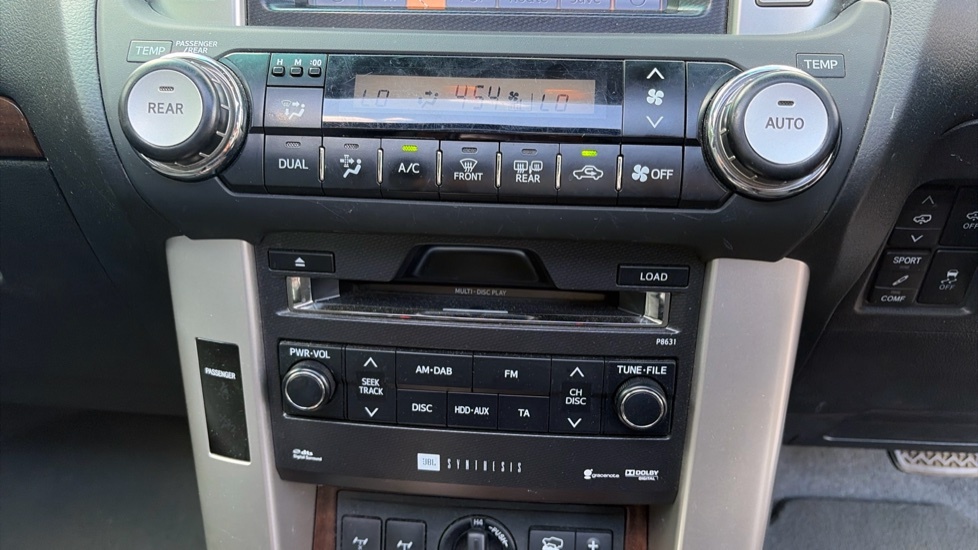 Toyota Land Cruiser 3L Lc5 White #32