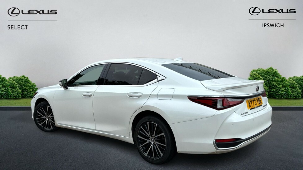 Lexus ES 2.5 300H Premium Edition E-cvt Euro 6 Ss White #2