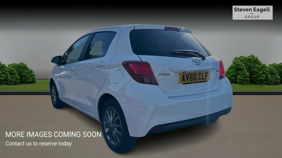 Toyota Yaris 1.33 Vvt-i Design Silver #2