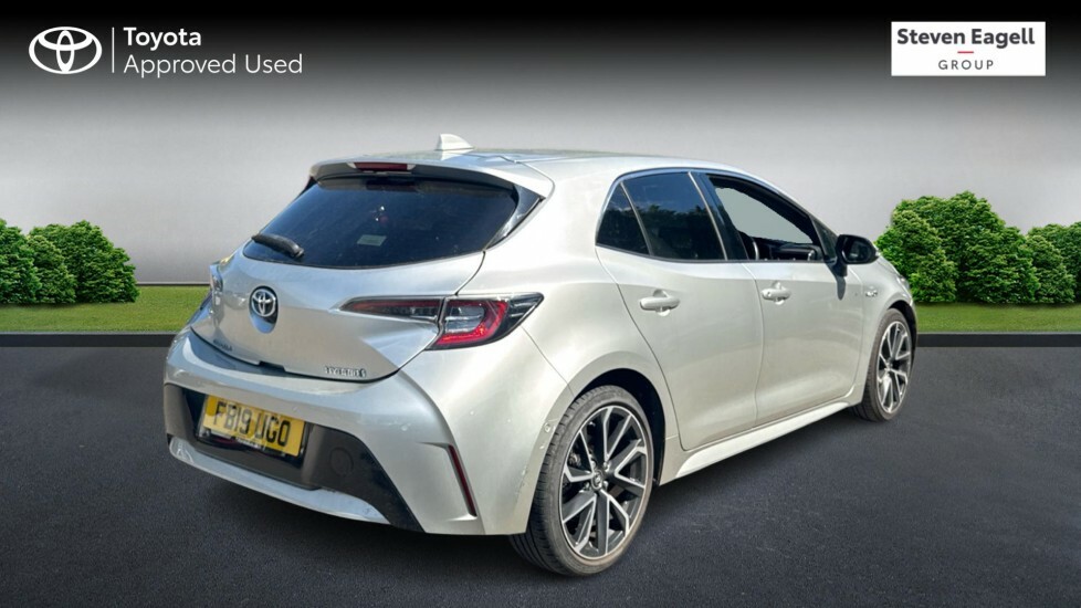 Toyota Corolla 1.8 Vvt-h Excel Cvt Euro 6 Ss FB19UGO Silver #2