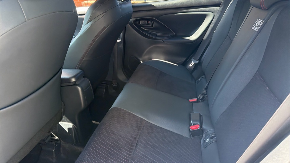 Toyota Yaris 1.5 Vvt-h Excel E-cvt Euro 6 Ss Blue #15