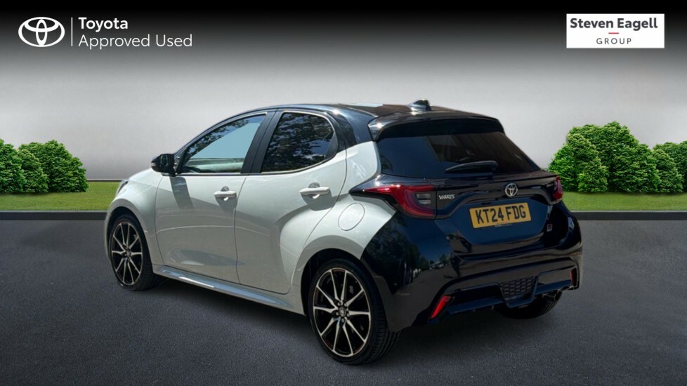 Toyota Yaris 1.5 Vvt-h Gr Sport Hatchback Hybrid E-c Grey #4