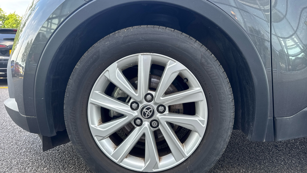 Toyota C-Hr Gr Sport Grey #25