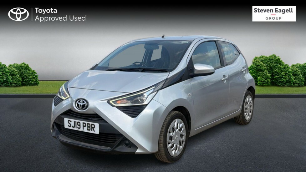 Toyota Aygo 1.0 Vvt-i X-play Euro 6 SJ19PBR Silver #3