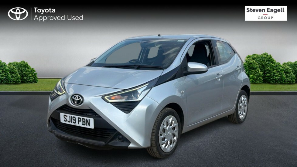 Toyota Aygo 1.0 Vvt-i X-play Euro 6 SJ19PBN Silver #3