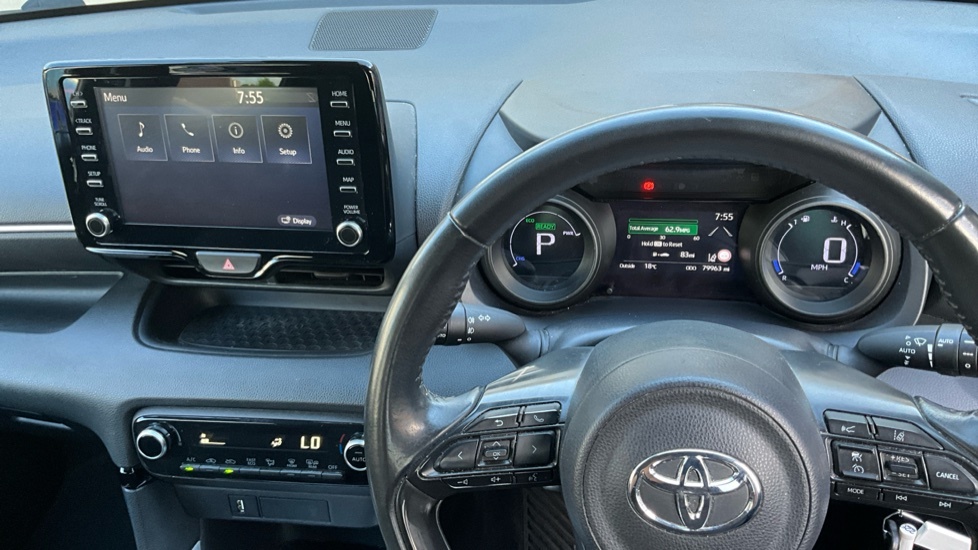 Toyota Yaris 1.5 Vvt-i Icon 5-Dr White #10