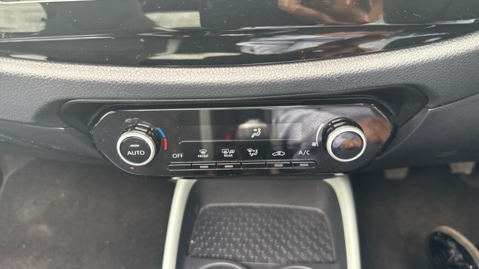 Toyota Aygo X 1.0 Vvt-i Edge X-shift Euro 6 Ss Blue #19