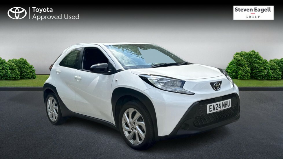 Toyota Aygo X 1.0 Vvt-i Pure Hatchback X-shift Euro 6 White