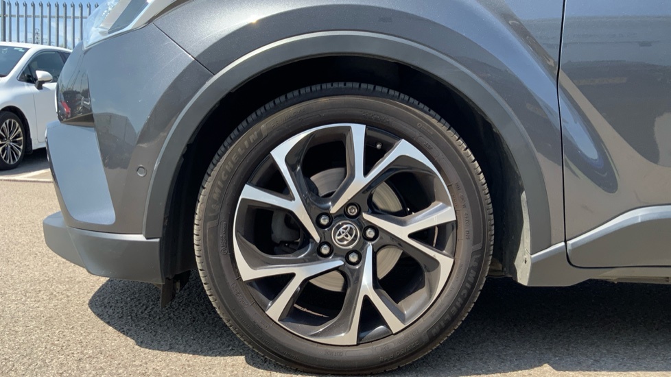 Toyota C-Hr 1.8 Hybrid Excel Cvt Leather Grey #25