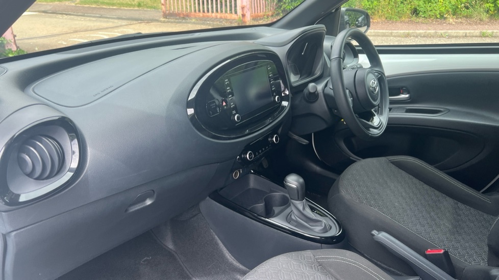 Toyota Aygo X 1.0 Vvt-i Edge X-shift Euro 6 Ss White #5