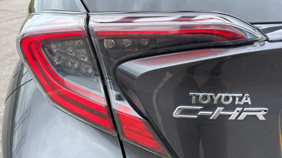 Toyota C-Hr 1.8 Vvt-h Dynamic Cvt Euro 6 Ss Grey #21