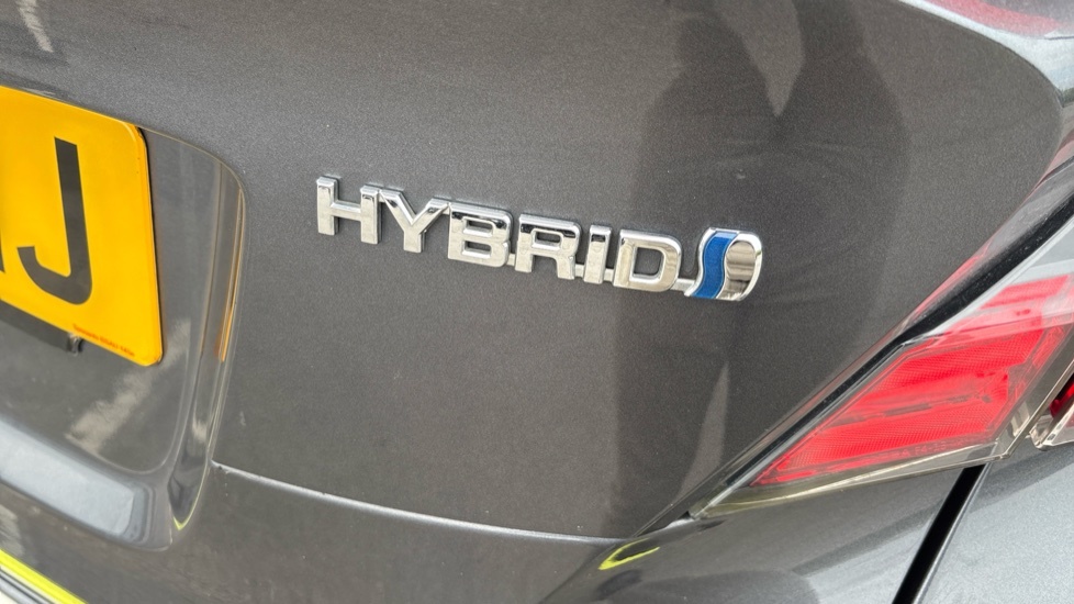 Toyota C-Hr 1.8 Vvt-h Dynamic Cvt Euro 6 Ss Grey #37