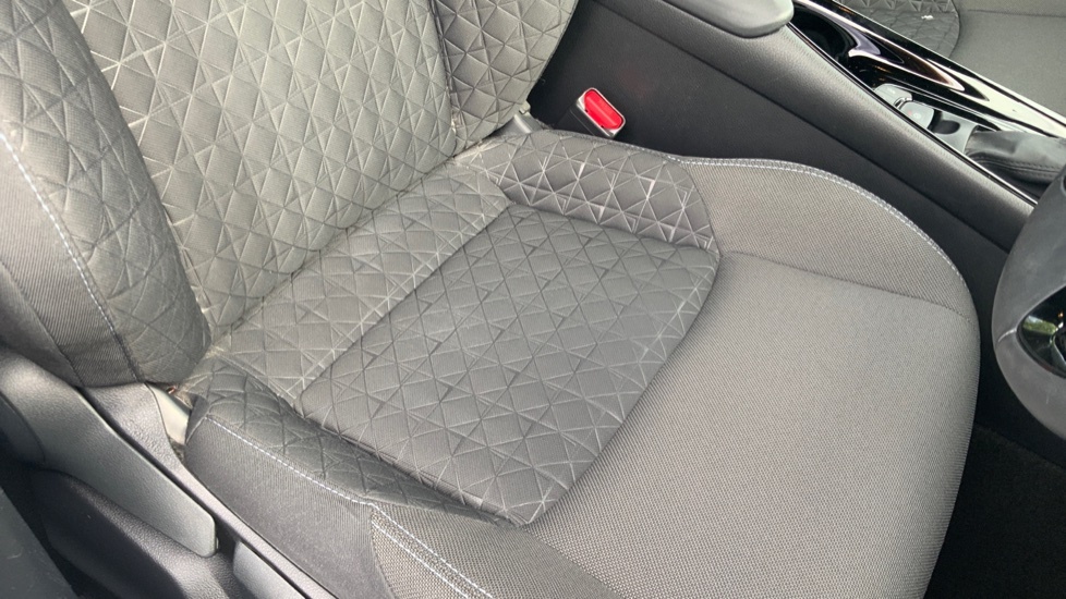 Toyota C-Hr 1.8 Hybrid Design #17