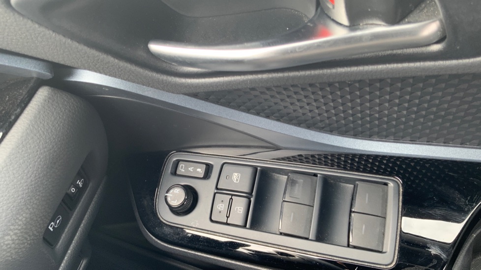 Toyota C-Hr 1.8 Hybrid Design #30