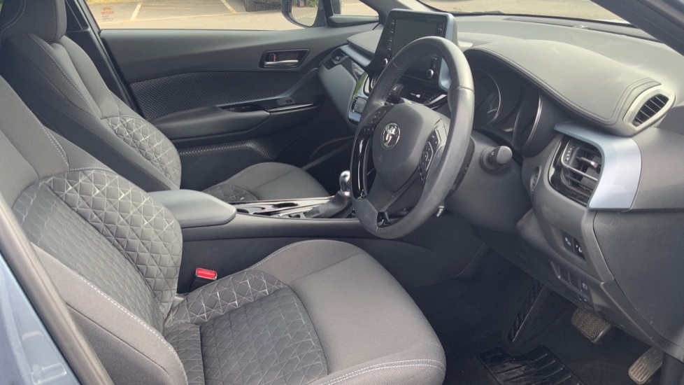 Toyota C-Hr 1.8 Hybrid Design #12