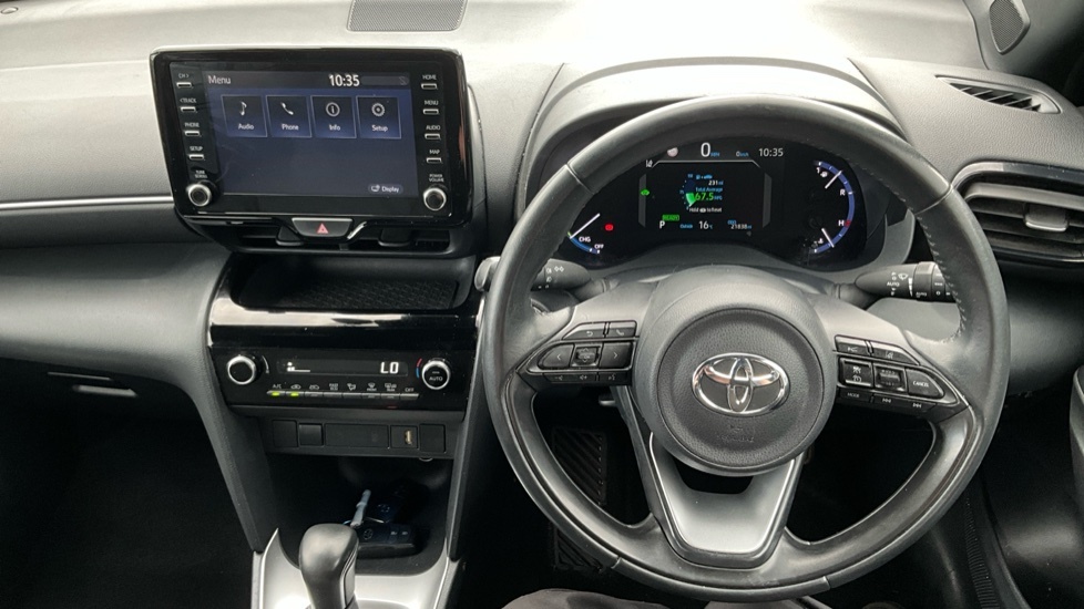 Toyota Yaris Cross Design White #7