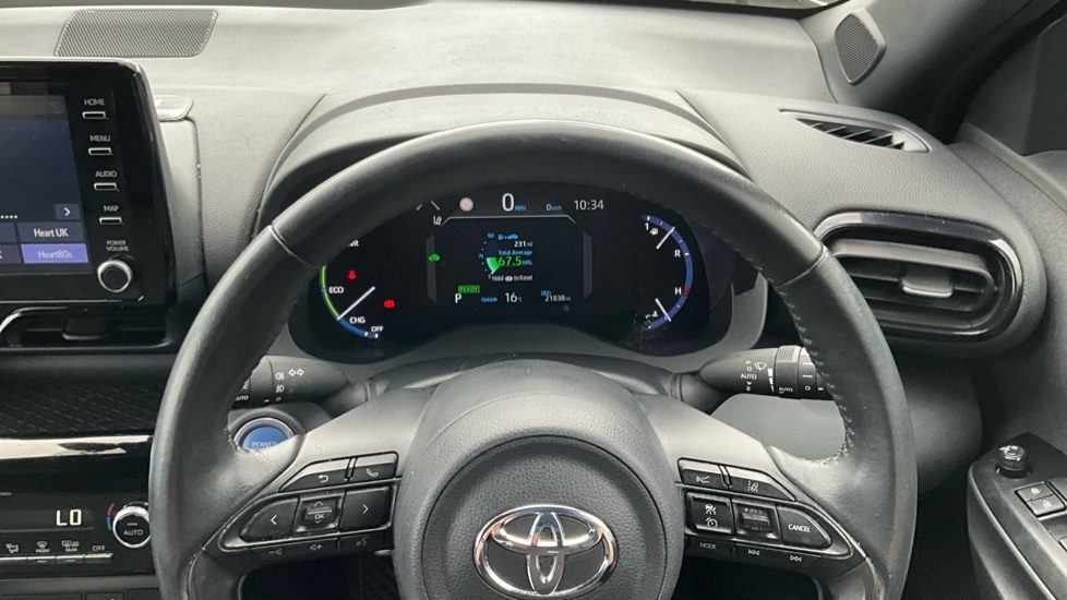 Toyota Yaris Cross Design White #11