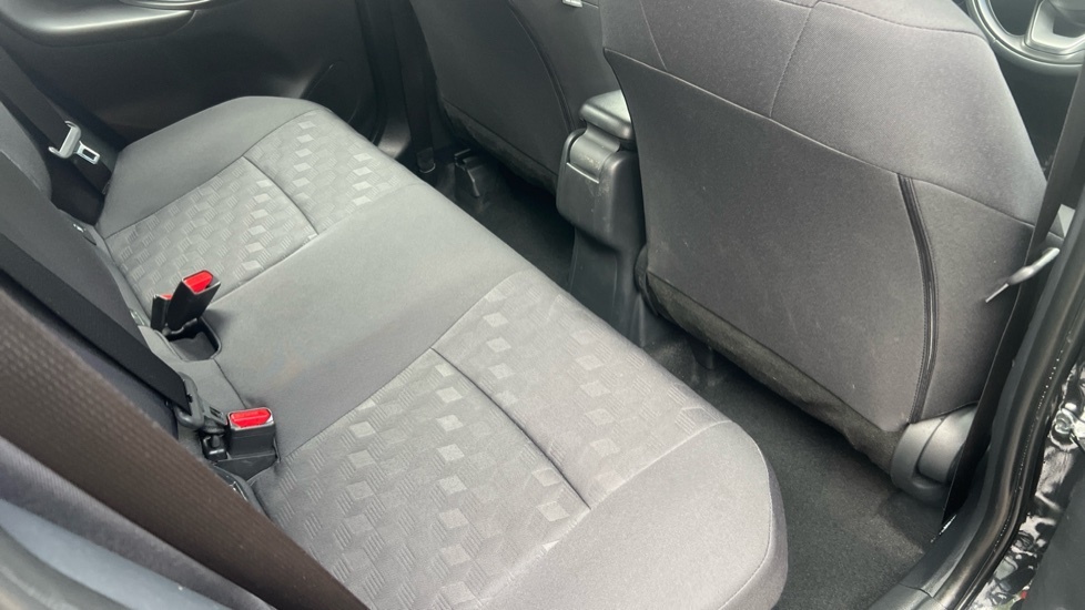 Toyota Yaris 1.5 Vvt-h Design E-cvt Euro 6 Ss #8
