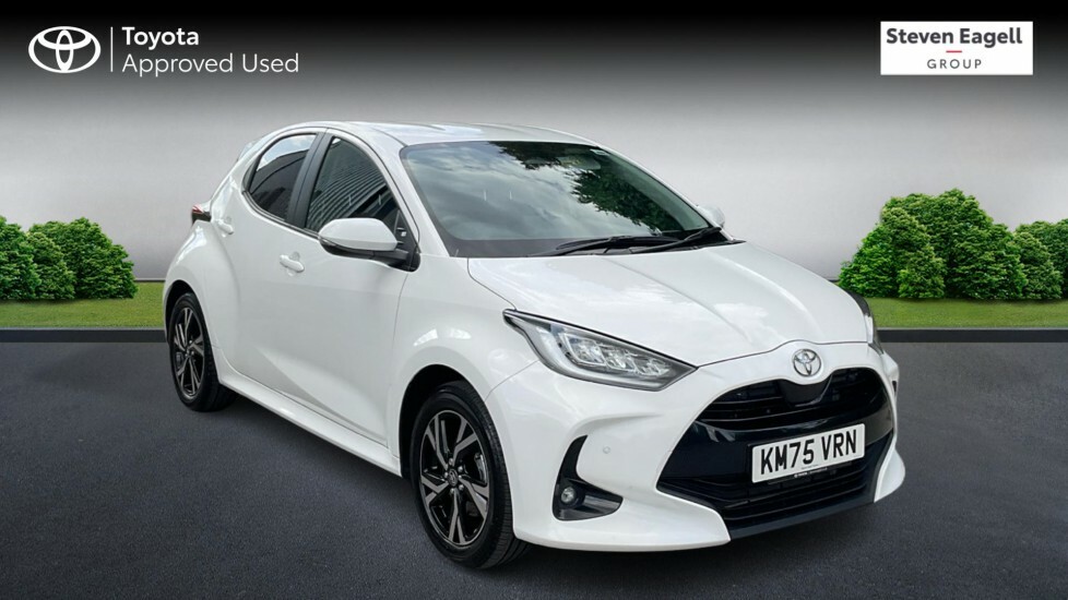 Toyota Yaris 1.5 Vvt-h Design Hatchback Hybrid E-cvt White