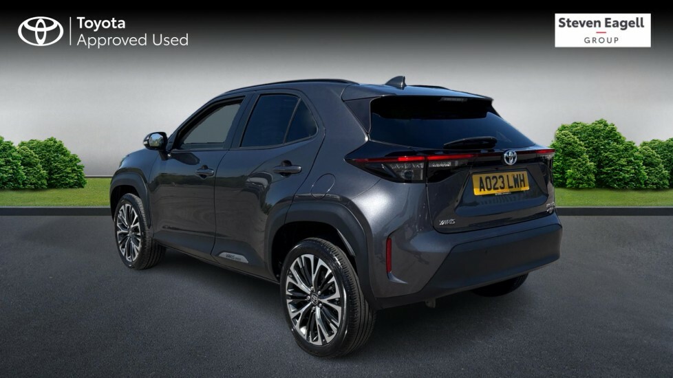 Toyota Yaris Cross 1.5 Vvt-h Excel E-cvt Awd Euro 6 Ss Grey #4
