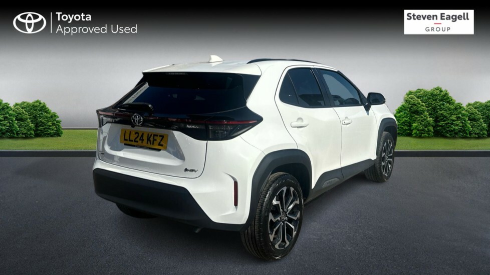Toyota Yaris Cross 1.5 Vvt-h Design E-cvt Euro 6 Ss White #2