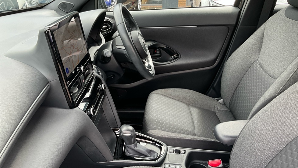 Toyota Yaris Cross 1.5 Vvt-h Design E-cvt Euro 6 Ss Black #5
