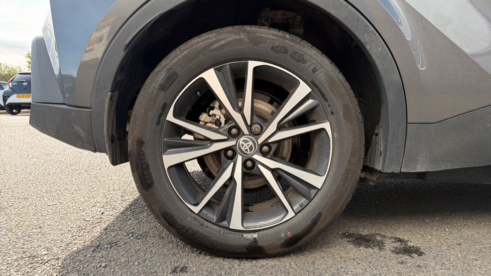Toyota C-Hr 2.0 Phev Gr Sport Cvt Silver #25