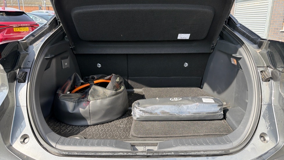 Toyota C-Hr 2.0 Phev Gr Sport Cvt Silver #13