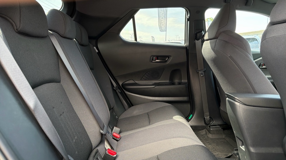 Toyota C-Hr 2.0 Phev Gr Sport Cvt Silver #8