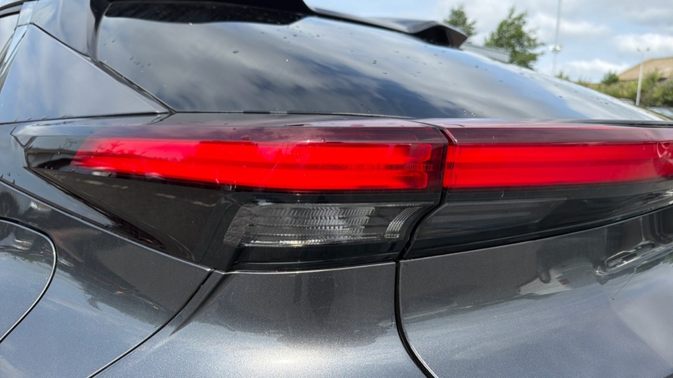 Toyota C-Hr 2.0 Phev Gr Sport Cvt Silver #21